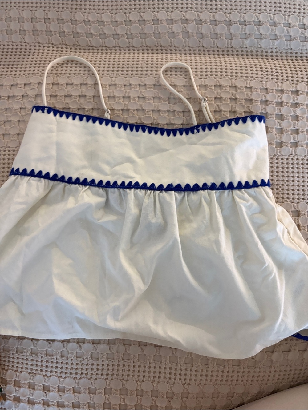 En Saison White High-Waist Shorts with Navy Trim - Picture 8 of 9